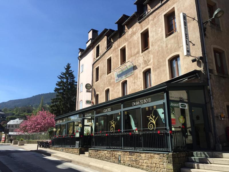 La Citadelle Hotel La Canourgue Bagian luar foto
